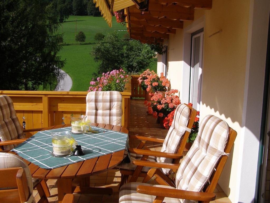 Haus Gschwendtner Hotel Pfarrwerfen Luaran gambar